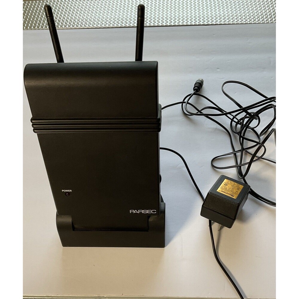 Parsec Dual Antenna VHF UHF Gain Radio Radio Operator